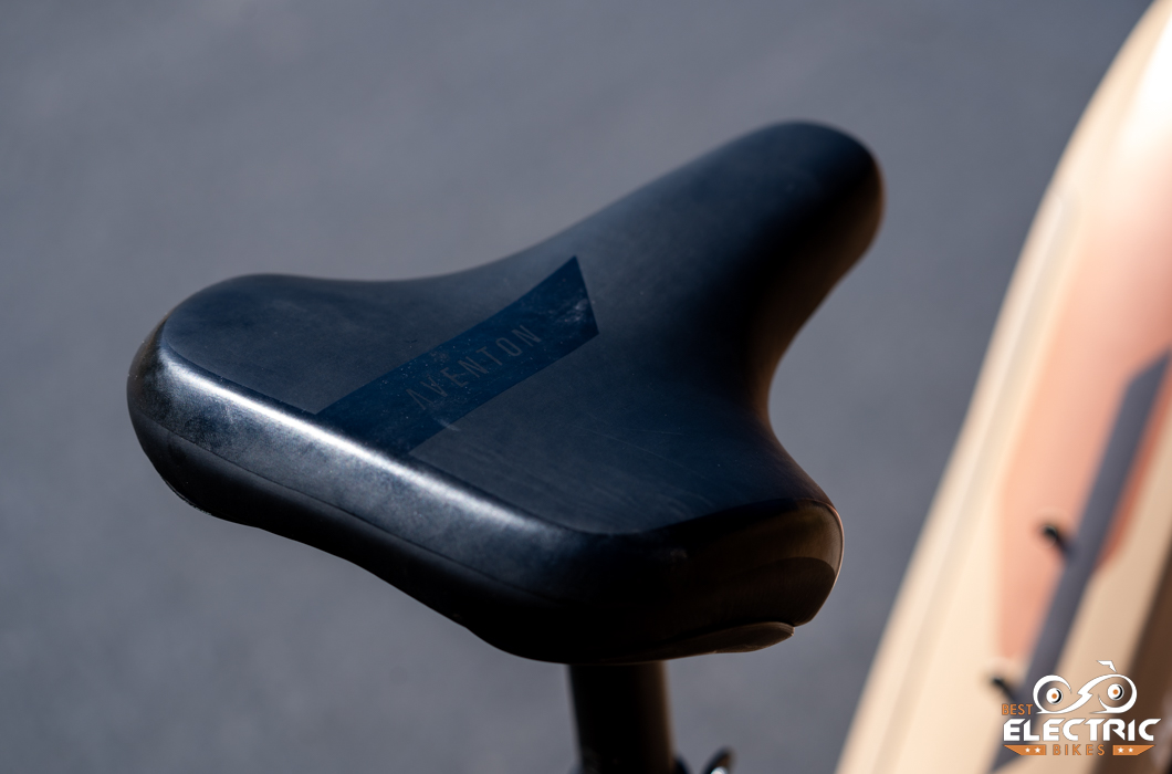 Aventon Aventure Saddle