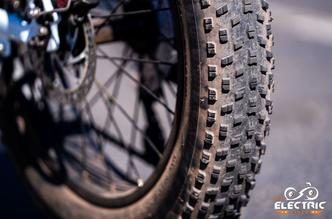 Lectric XPremium Tread
